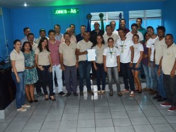 Legislativo de Flores entrega Moção de Aplausos à ONG Cecor